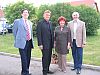 Bgm. Margit Gutterding, Kulturstadtrat Kurt Pichelbauer und Veranstalter Johannes Authried (rechts) mit Rainhard Fendrich